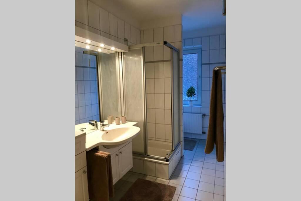 Appartement Trade Fair And Business - Messe *